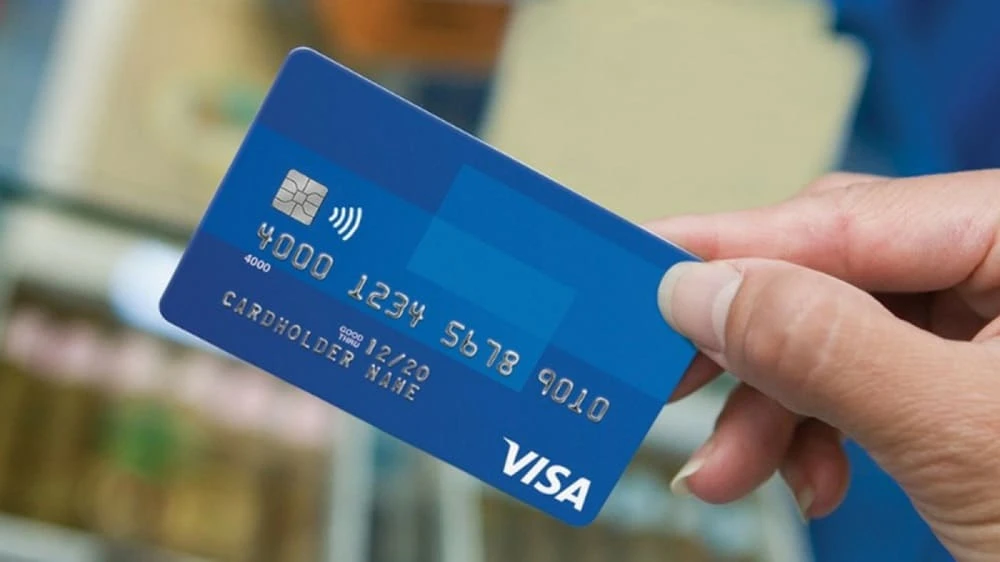 Thẻ visa là gì và lợi ích của nó trong tài chính hiện đại