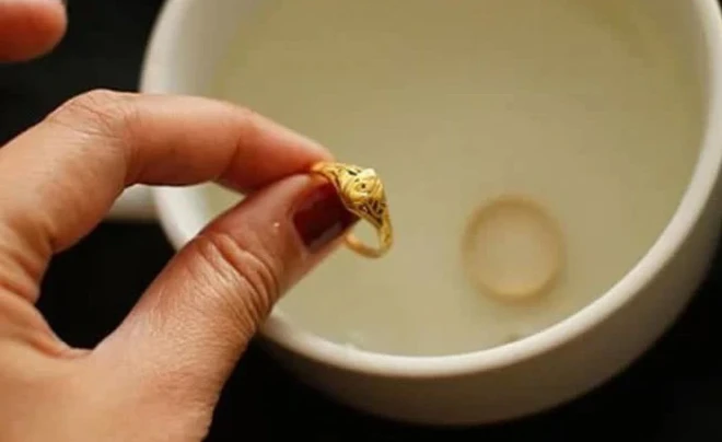 Cách thử vàng tây thật giả tại nhà dễ dàng và hiệu quả
