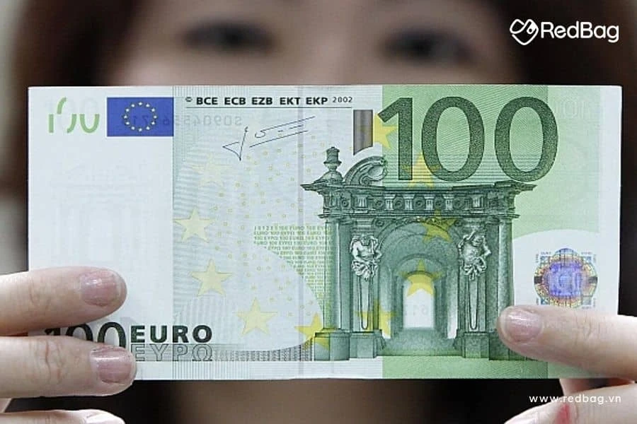 Tỷ giá chuyển đổi 100 euro to vnd hiện nay