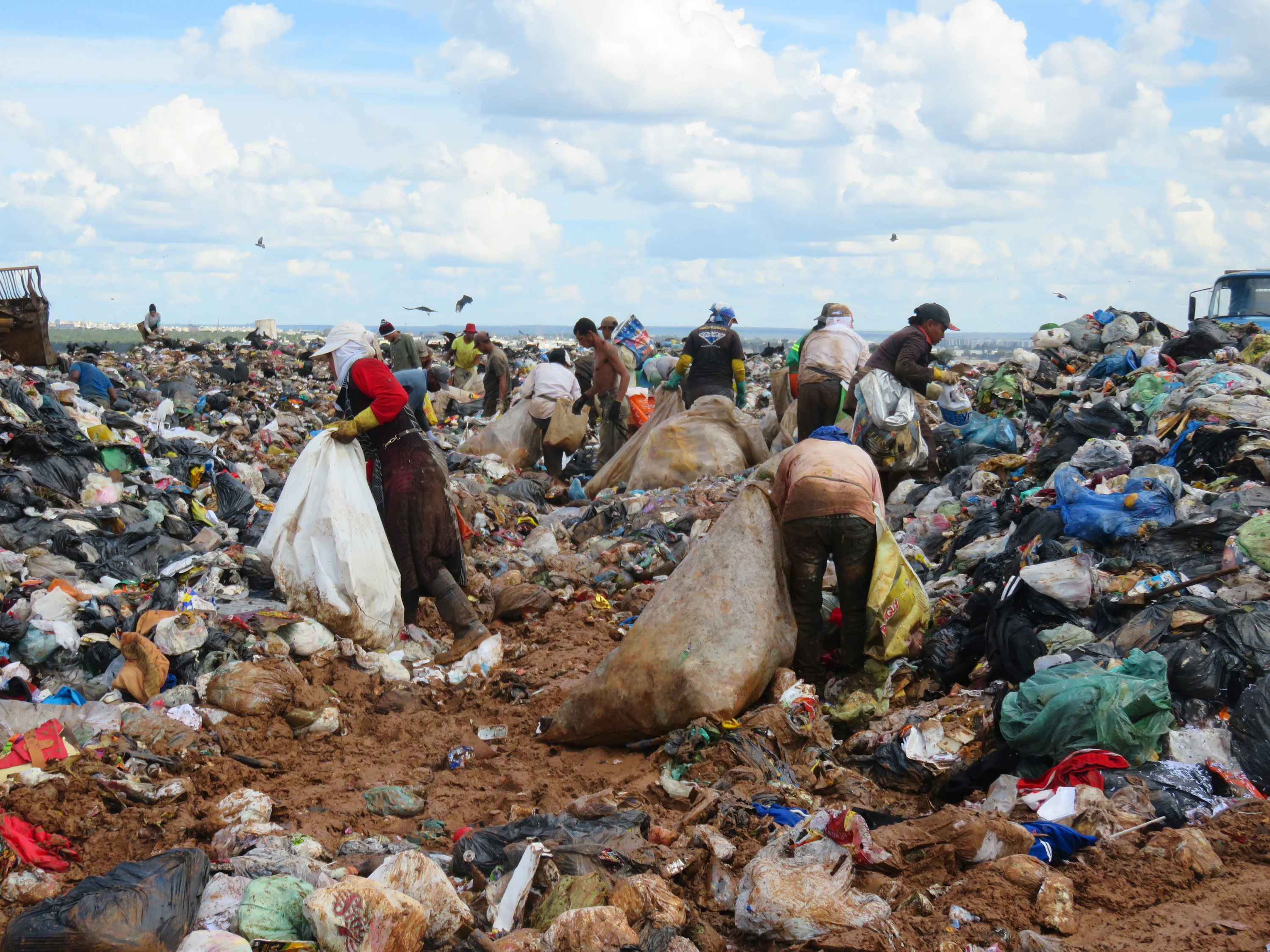 Giải quyết vấn đề dump trong cuộc sống hiện đại