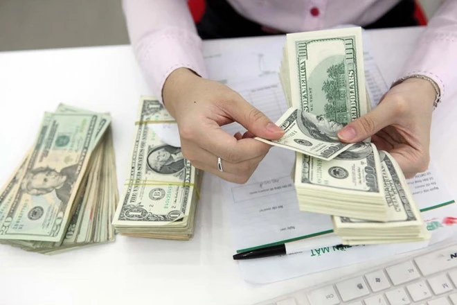 Hướng dẫn đổi đô la sang đồng Việt Nam hiệu quả